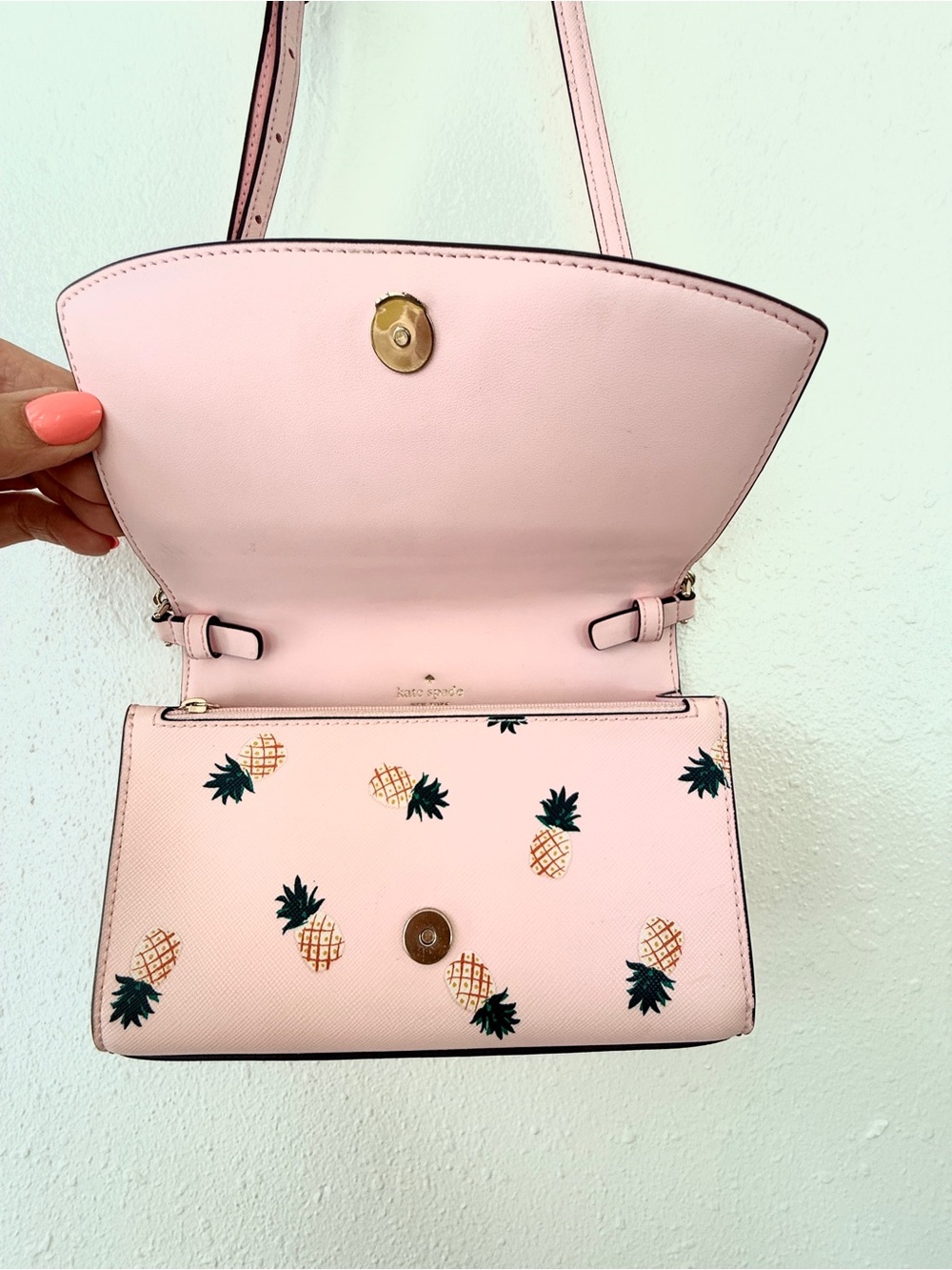 Kate Spade New York Staci Pineapple Crossbody Bag Pink Saffiano Leather - Picture 6 of 10